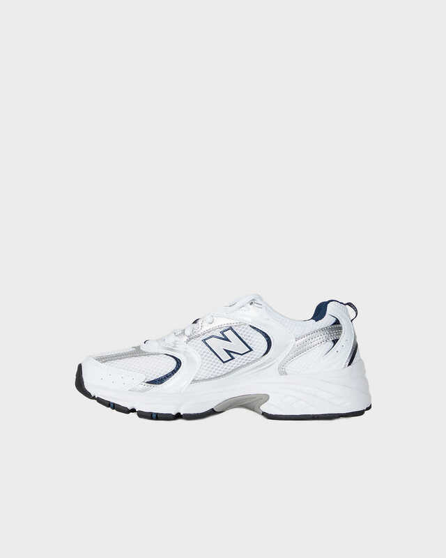 New Balance Sneakers MR530SG White US 7 (EU 40)
