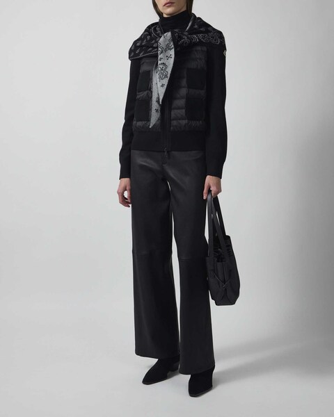 Cardigan Black 2