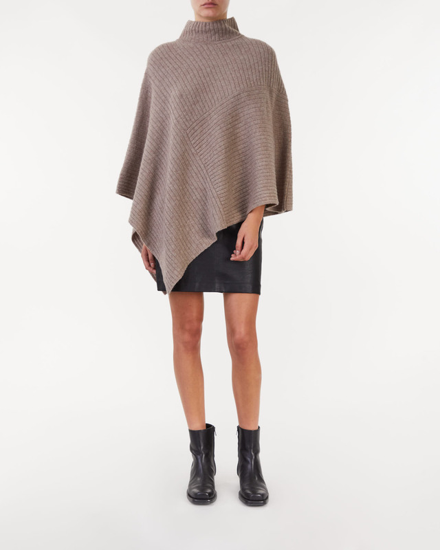 Wakakuu Icons Poncho Joanne  Mole M-L