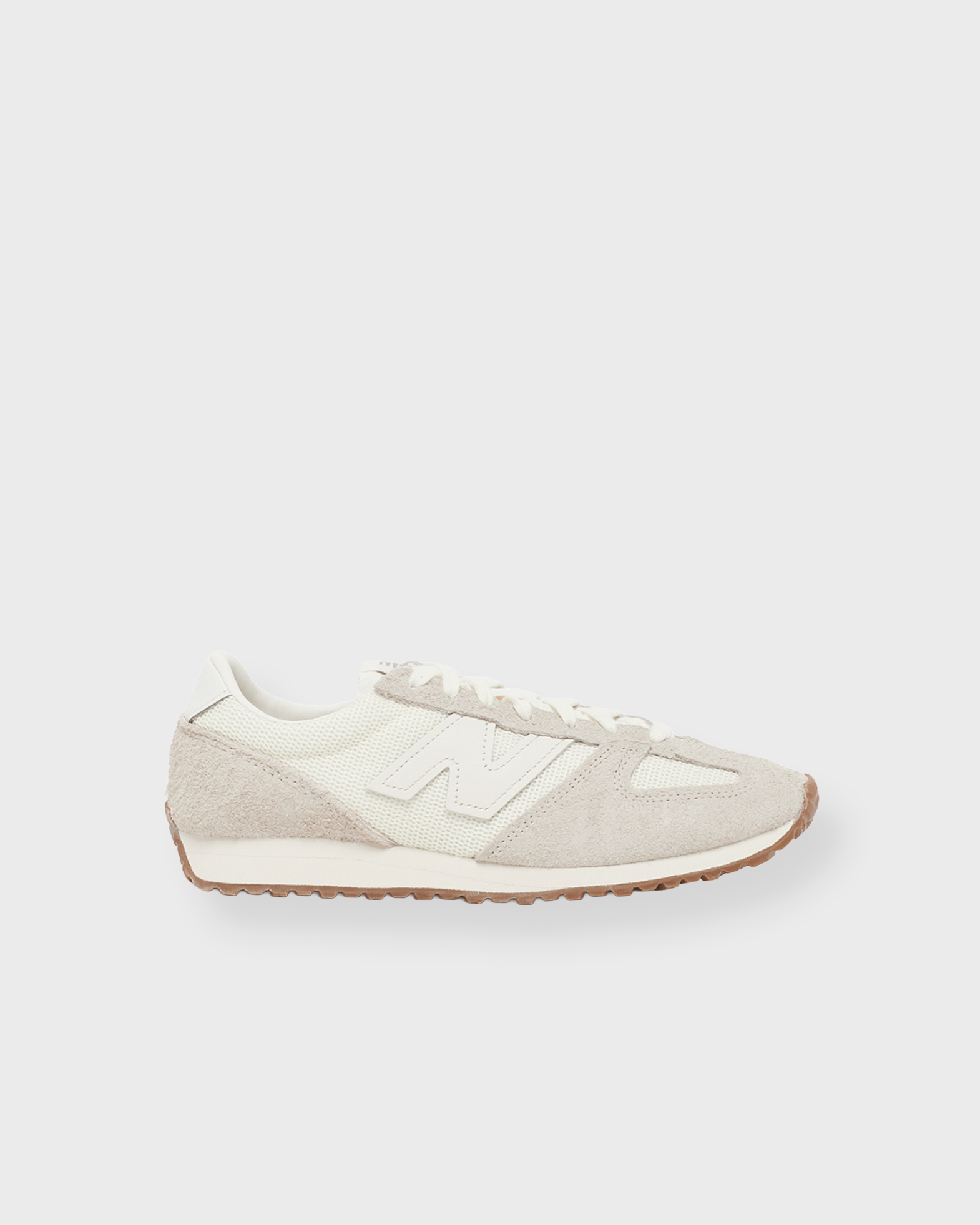 New Balance Women's Beige Eur 37