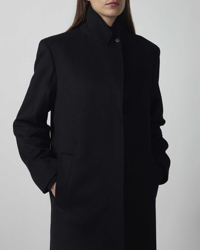 Wakakuu Icons Coat Fave Black L