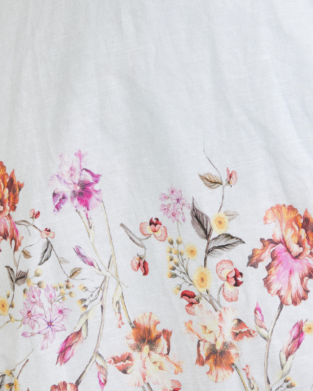 By Malina Klänning Juliette Soft Floral  Blå XL