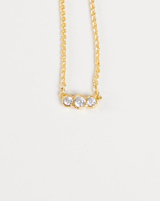 Wakakuu Icons Trio necklace Icons Guld ONESIZE