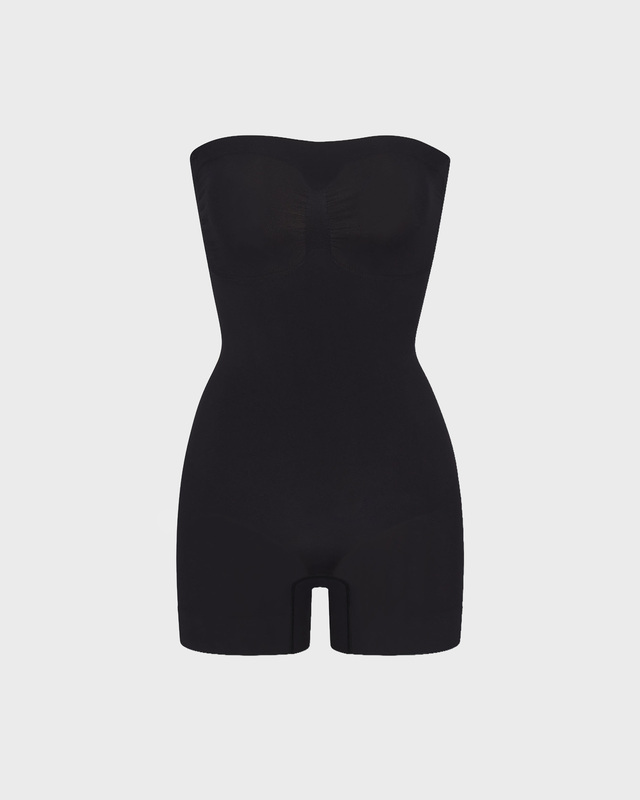 Skims Body Seamless Sculpt Strapless Shortie Black XXS