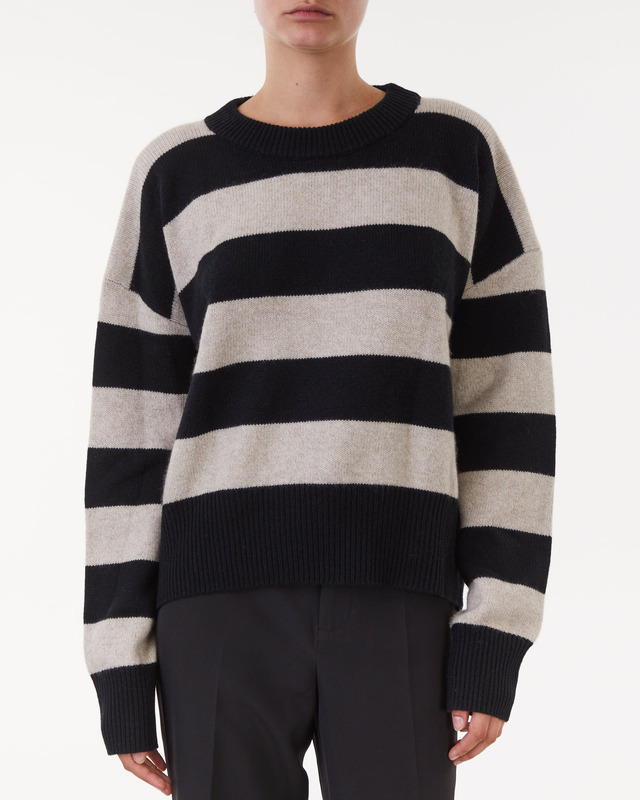 Wakakuu Icons Sweater Jo Striped Svart/beige  S