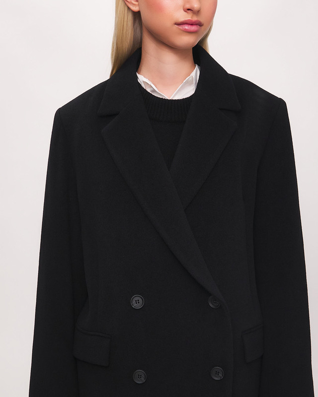 Dagmar  Black 34