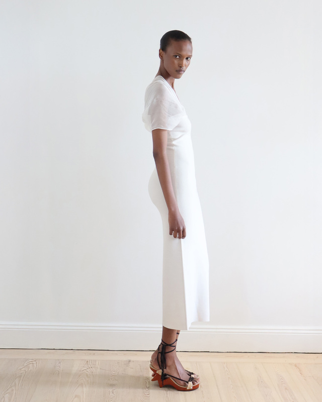 LEONÍ Dress Indira Silk-georgette Ivory 34