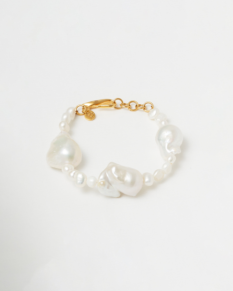 Odd pearl bracelet Guld 1