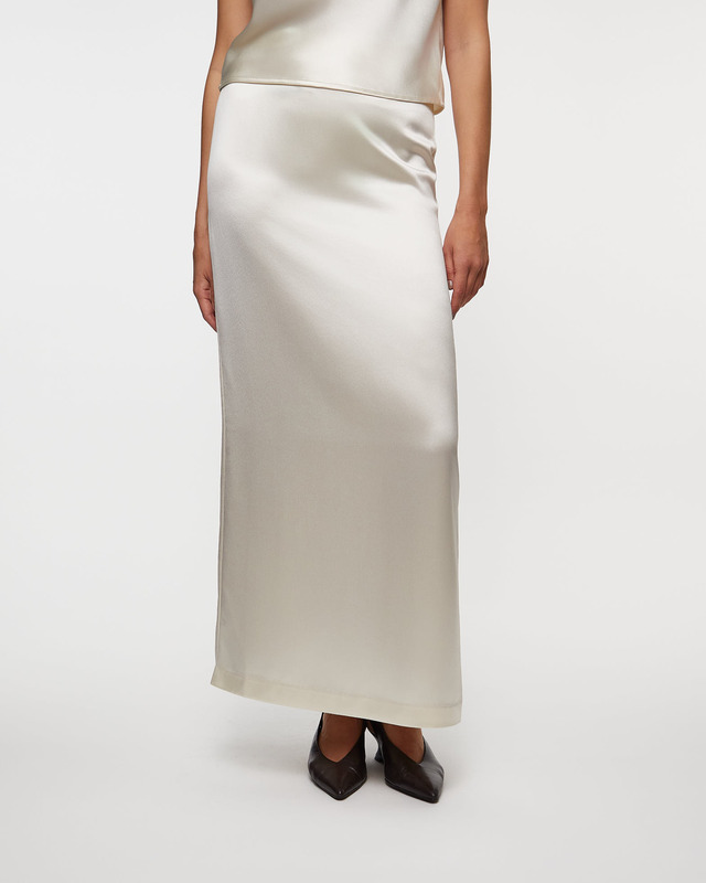 Wakakuu Icons Satin Skirt Modena Long  Creme XL