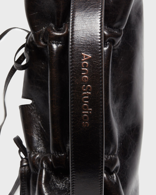 Acne Studios Väska Multipocket Leather Mörkbrun ONESIZE