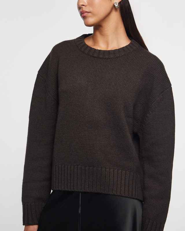 Almada Label  Sweater Cru Crewneck  Chocolate L