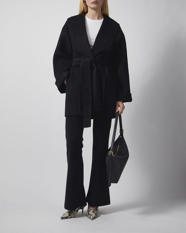 By Malene Birger Kappa Trinelle Svart 34