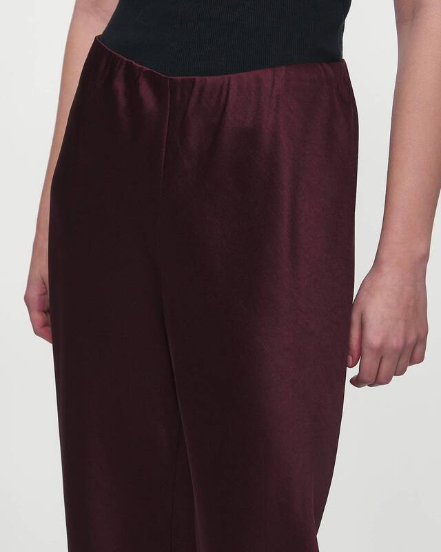 Vince Byxor Fluid Bias Pant Svart XS