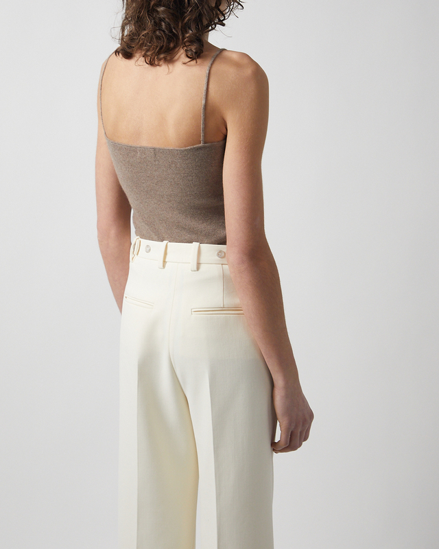 Almada Label  Topp Lucy Nougat L