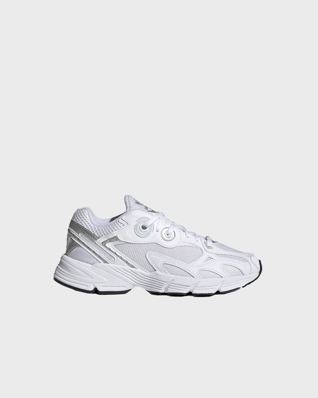 Adidas Sneakers Adidas ASTIR W Vit UK 4,5 (EUR 37 1/3)