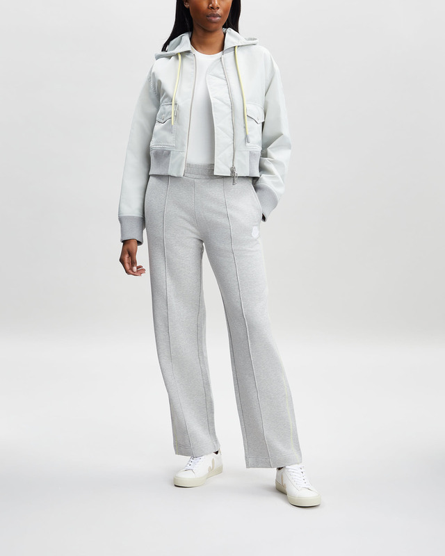Moncler Byxor Logo Patch Trackpants Grå XXS