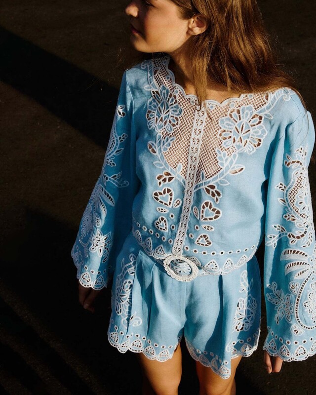 FARM Rio Blouse Romantic Richelieu Ljusblå L