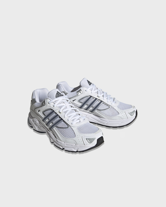 Adidas Sneakers Response CL  Vit UK 4,5 (EUR 37 1/3)