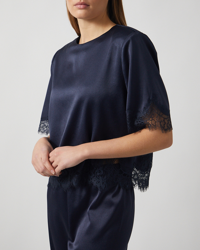 Wakakuu Icons Top Canary Lace Navy XS