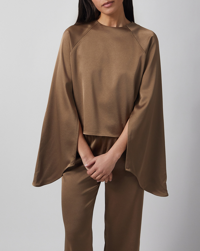 Wakakuu Icons Top Emmy Mocca M
