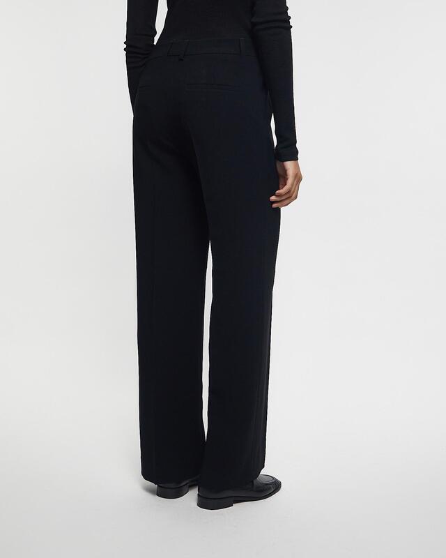 Filippa K Byxor Hutton Svart 36