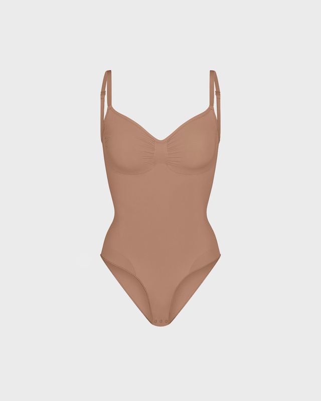 Skims Body Seamless Sculpt Brief Sienna XXS