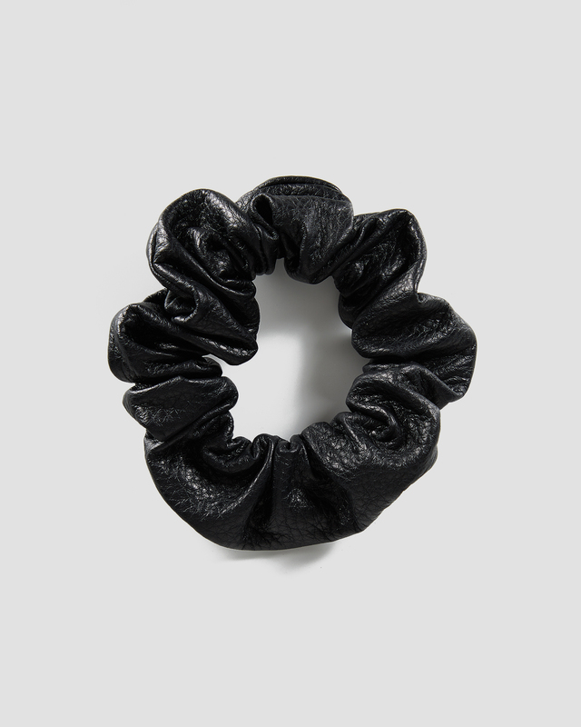 Corinne Scrunchie Leather Black ONESIZE