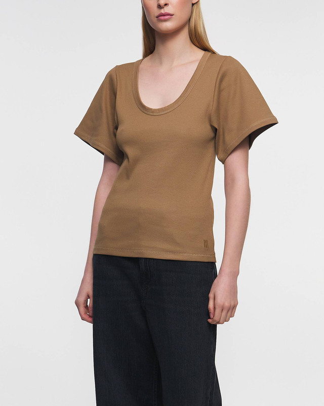 By Malene Birger T-shirt Lunai Ljusbrun M