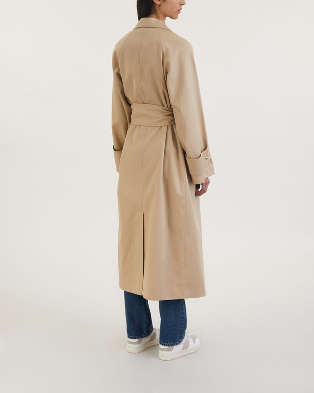 Wakakuu Icons Trenchcoat Tote Beige S