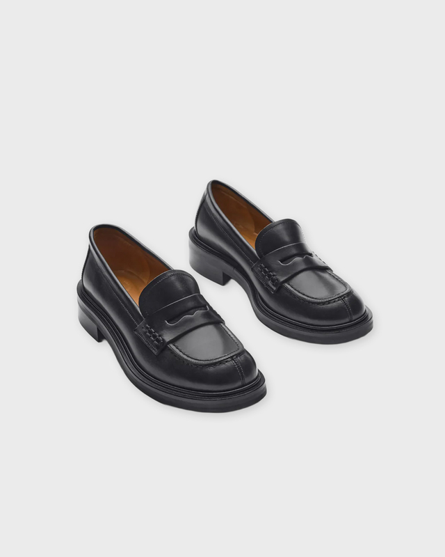 ATP Atelier Loafers Albaredo Calf Svart EUR 36