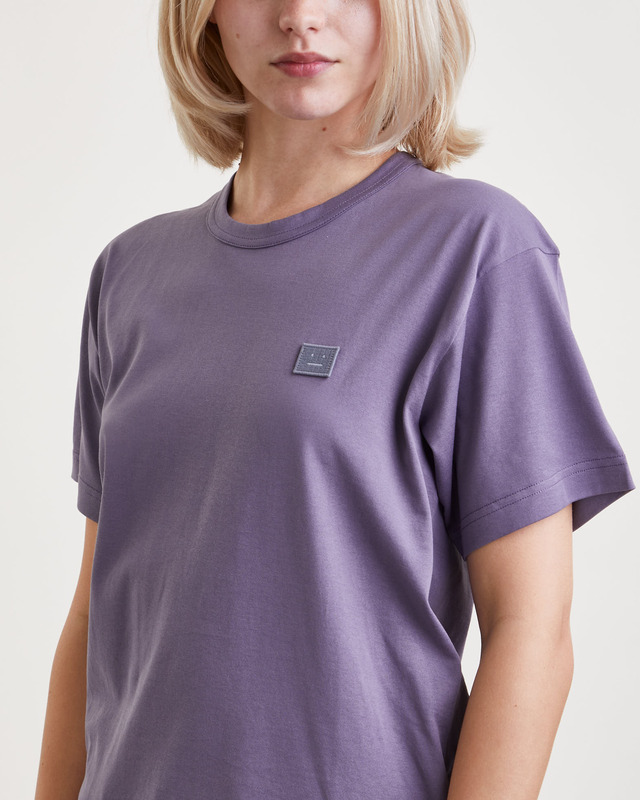 Acne Studios Top T-shirt Face  Ljuslila M