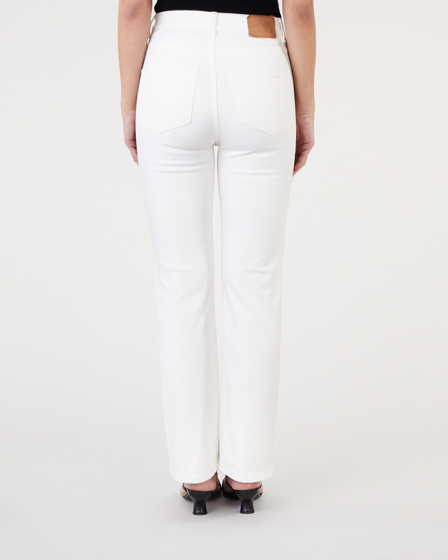 Jeanerica Jeans EW004 White W26/L34