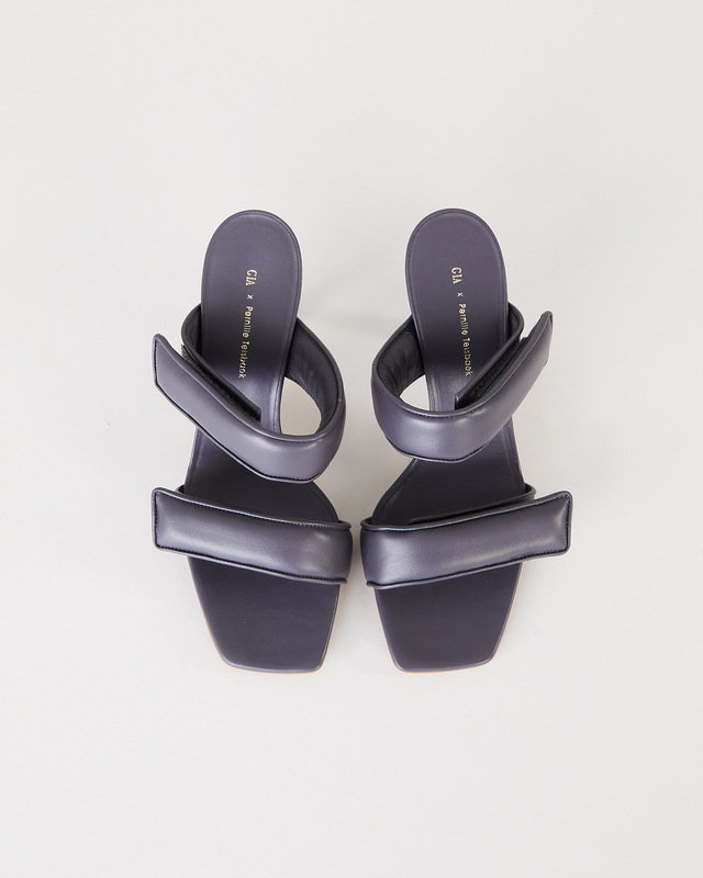 Gia Borghini Sandal two strap matte lamb Grå EUR 38