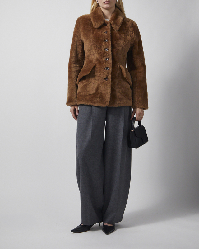 By Malene Birger Jakke Adeline Shearling Toffee 36