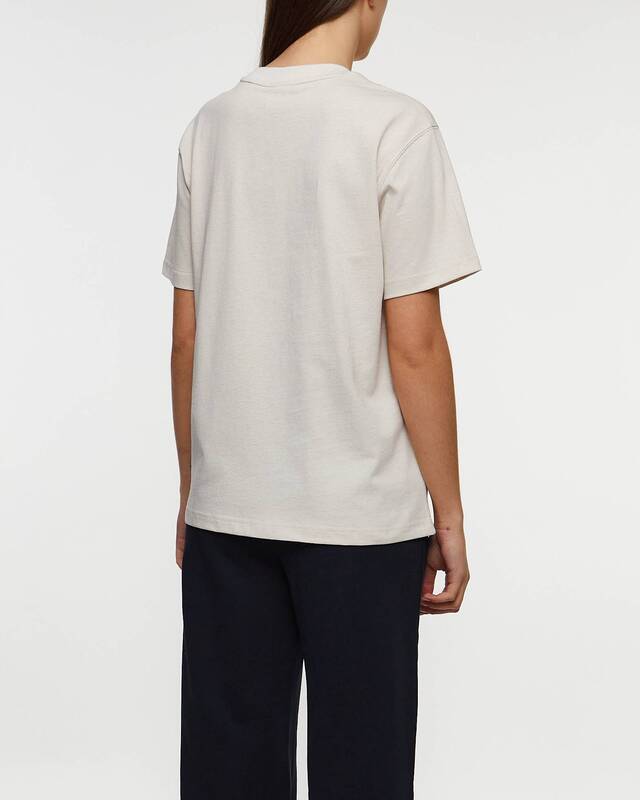 New Balance Athletics Oversized Crest T-Shirt Beige S