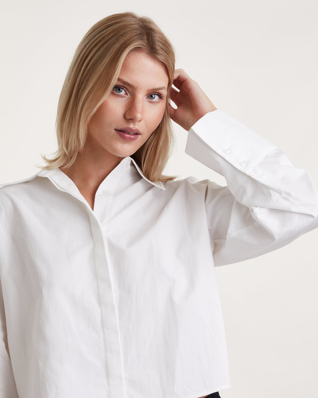 Wakakuu Icons Shirt Aliya Cropped White L