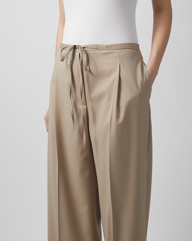 RÓHE Trousers Relaxed Drawstring Beige 40