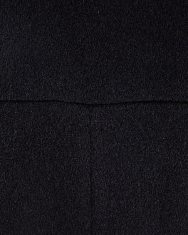 Teurn Studios Kappa Oversized Cocoon  Svart XS