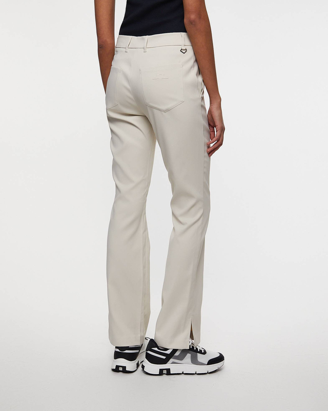J Lindeberg Byxa Flare Beige 25