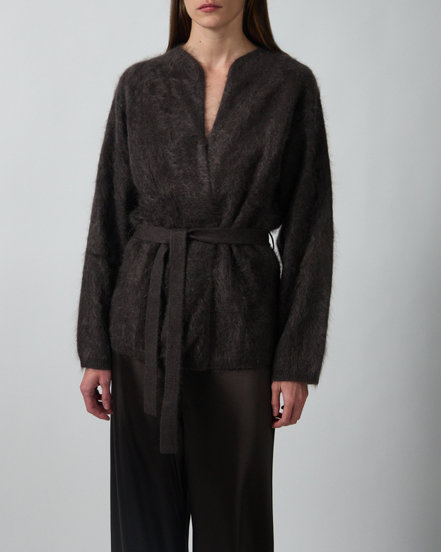 Almada Cardigan Aria  Chocolate L
