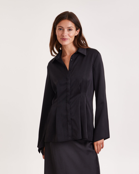 Blus Almond Svart 1