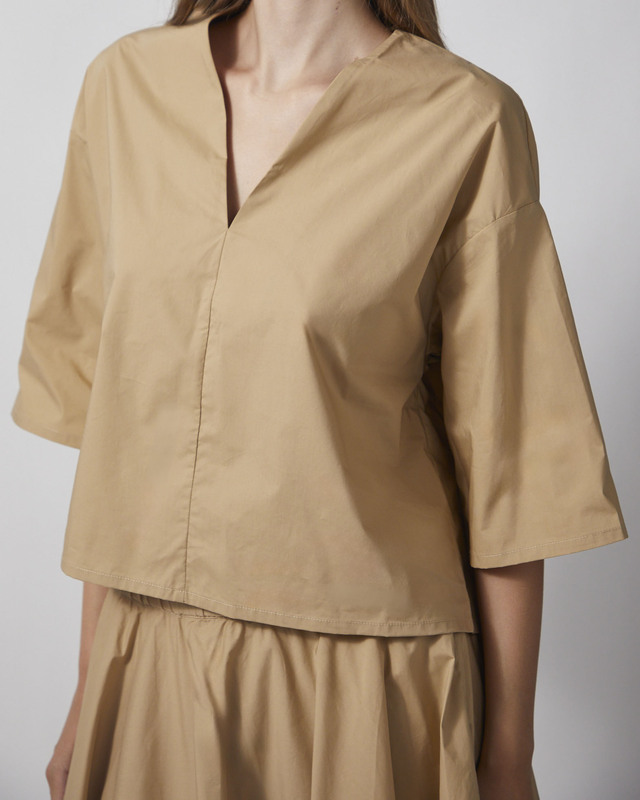 ONE and OTHER Topp Mariell Camel XS