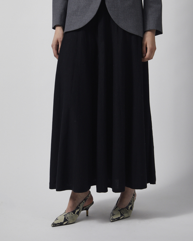 By Malene Birger Maxikjol GERI Svart XL