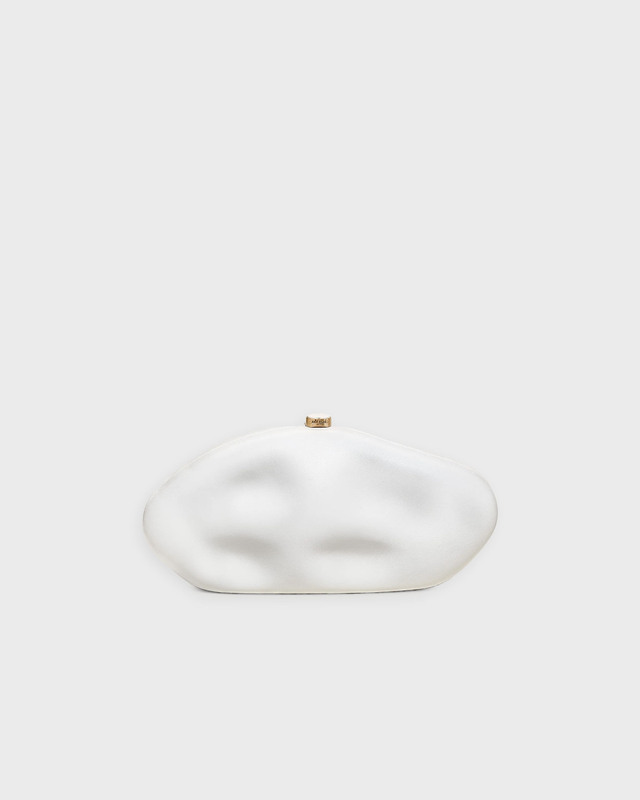 Cult Gaia Väska Caldera Clutch Vit ONESIZE