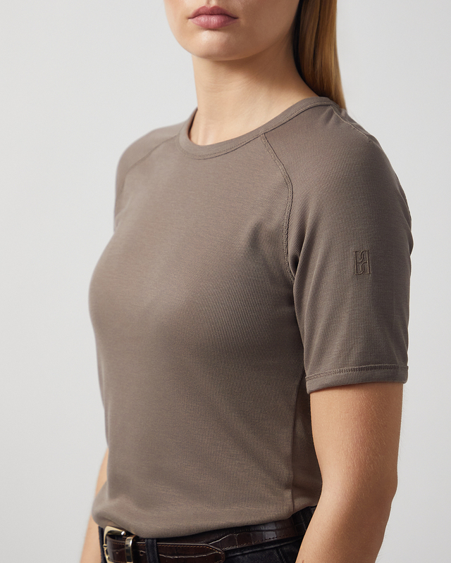 By Malene Birger T-shirt Alezia Lyocell Chocolate M