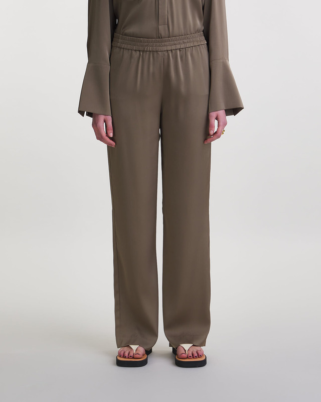 Wakakuu Icons Trousers Maria Satin Taupe S