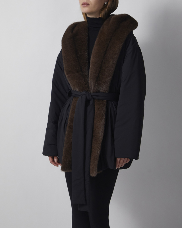 Wakakuu Icons Jacket Keen Padded Faux Fur Black L