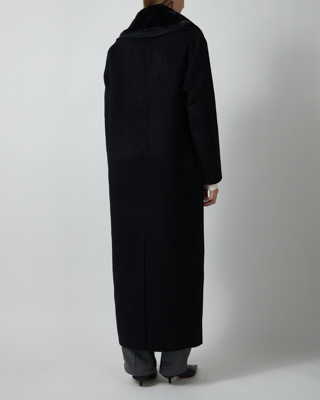 Stylein Kåpe Tera Black XL