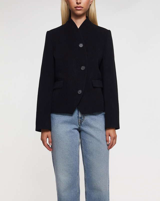 Dagmar Jacket Short Curved Black 38