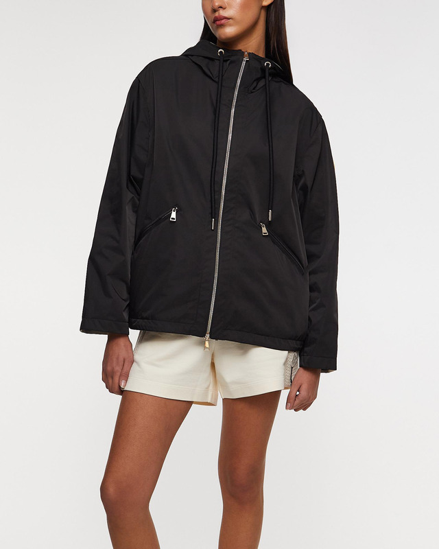 Moncler Jacka Cassiopea Hooded Svart MONCLER 2 (M)